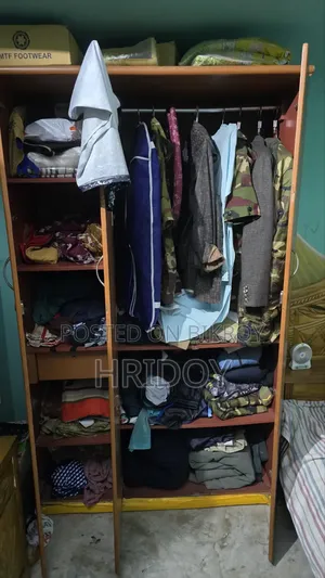 খাট। আলমারি। ওয়ারড্রব। ফিলটা। জুতার রেক