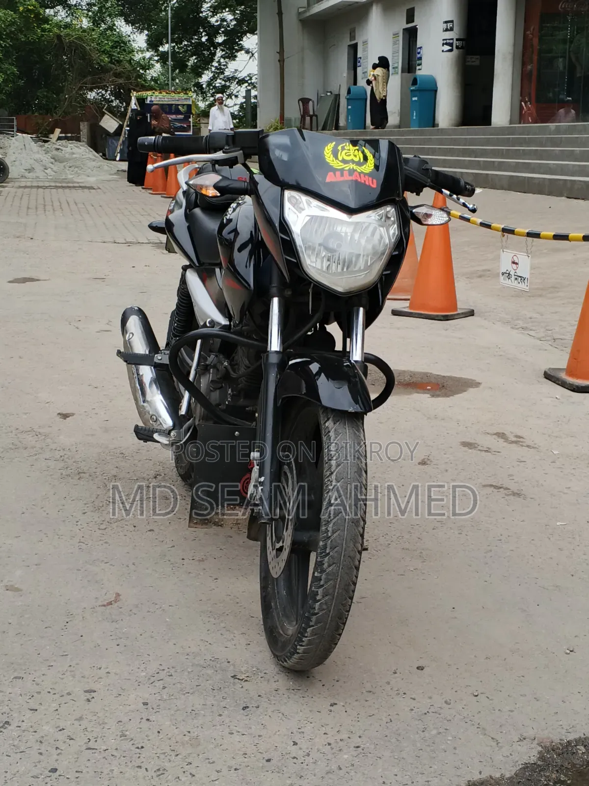 Bajaj Pulsar 135 LS 2022 Black