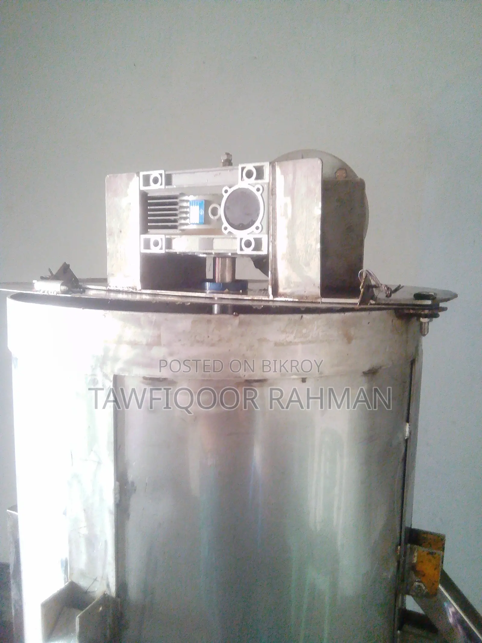 জরুরি নতুন মিক্সচার মেশিন (শুকনো বা ভেজা)