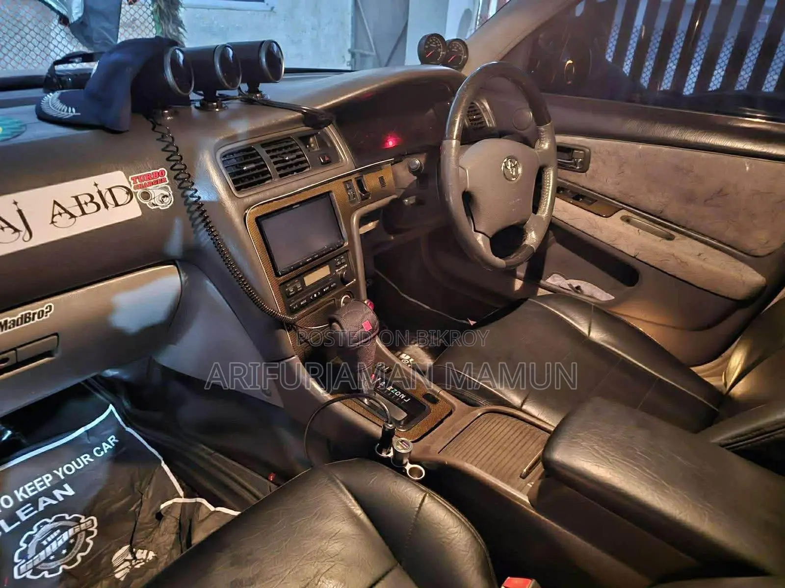 Toyota Cresta 2002 Black