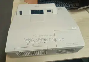 Used Hitachi CP-TW3003 Projector for Sale | Fresh Condition