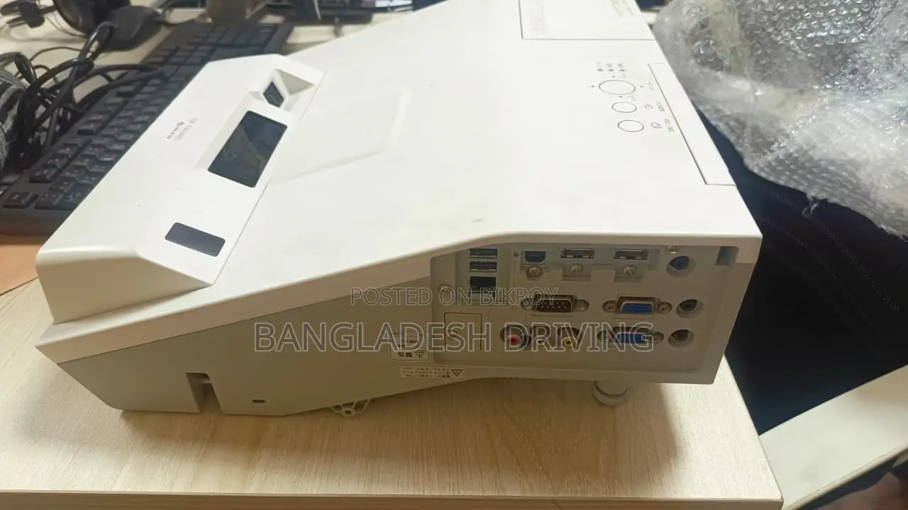 Used Hitachi CP-TW3003 Projector for Sale | Fresh Condition
