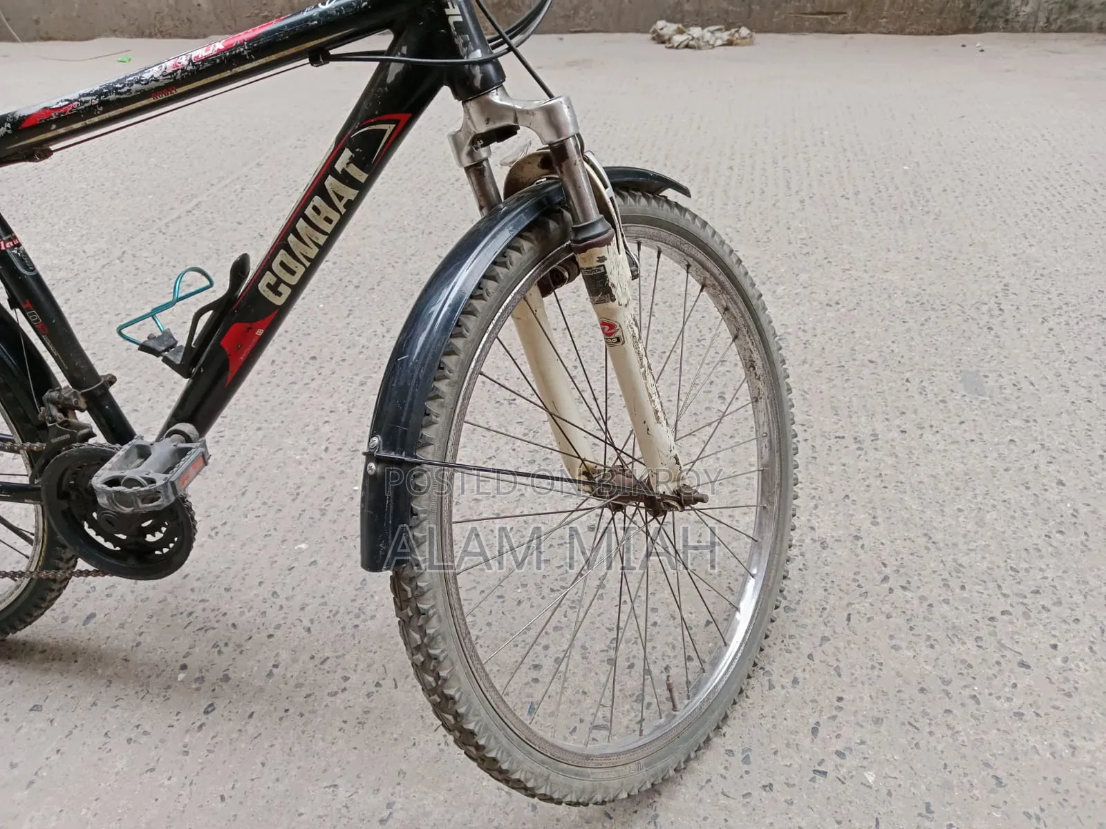 Combat Giyar Bicycle