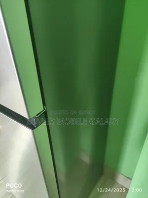Hisense 411 Liter New Condition Fridge