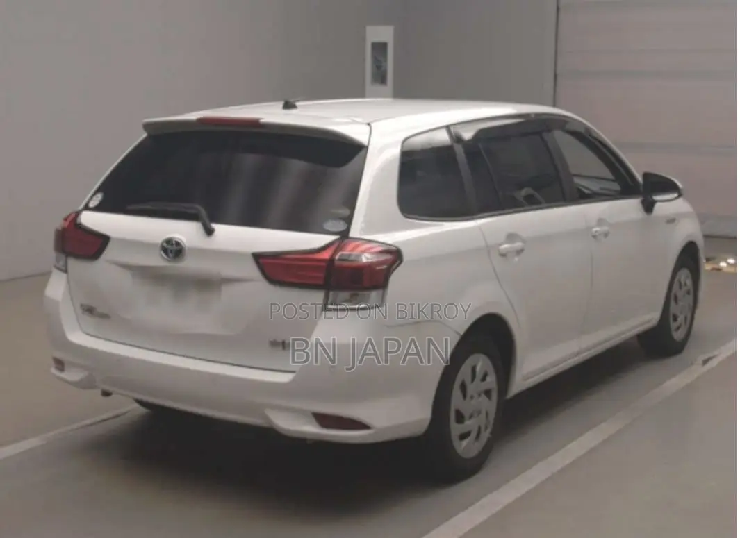 Toyota Corolla Fielder 2020 White