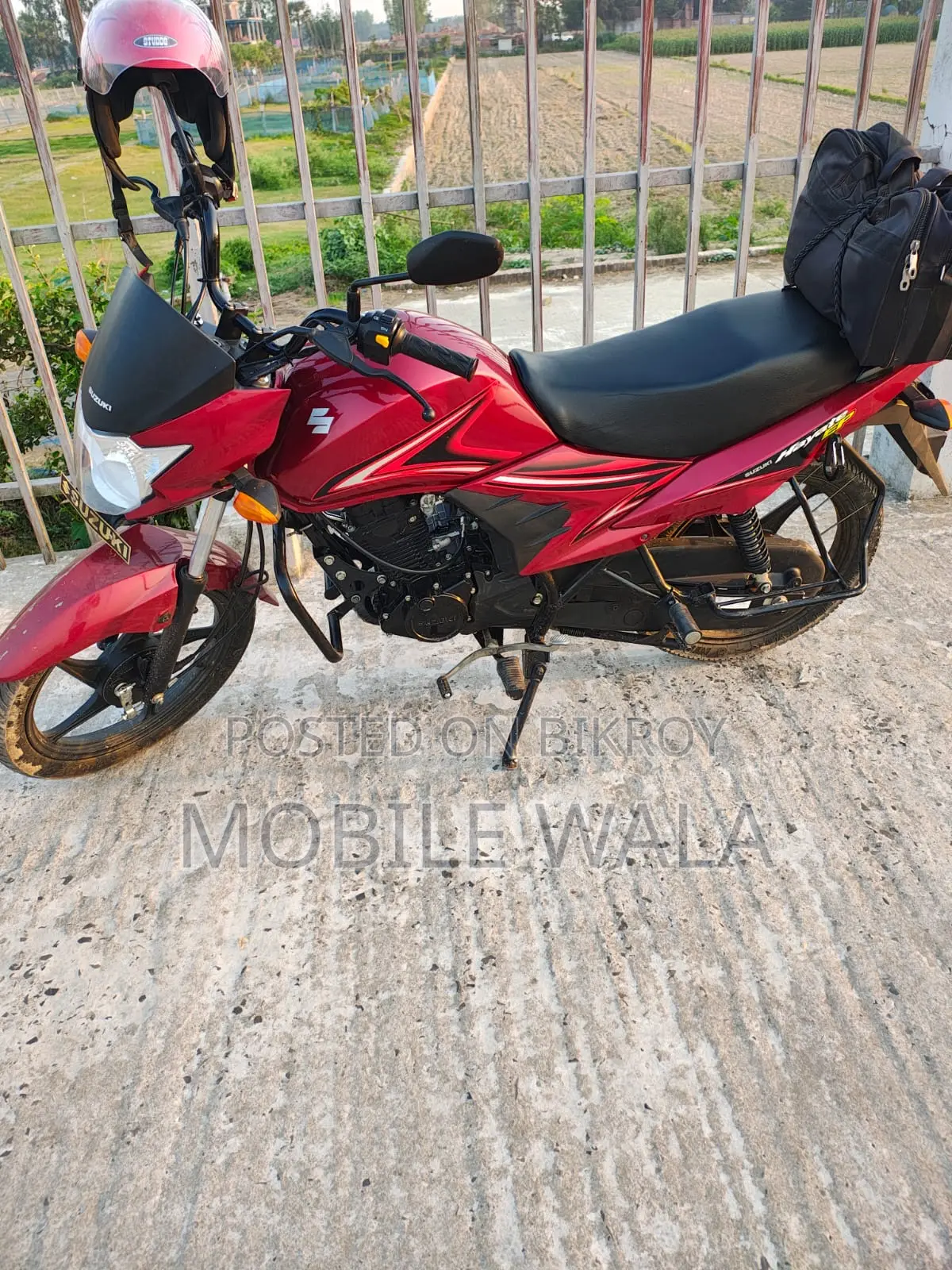 Suzuki Hayate 2022 Red