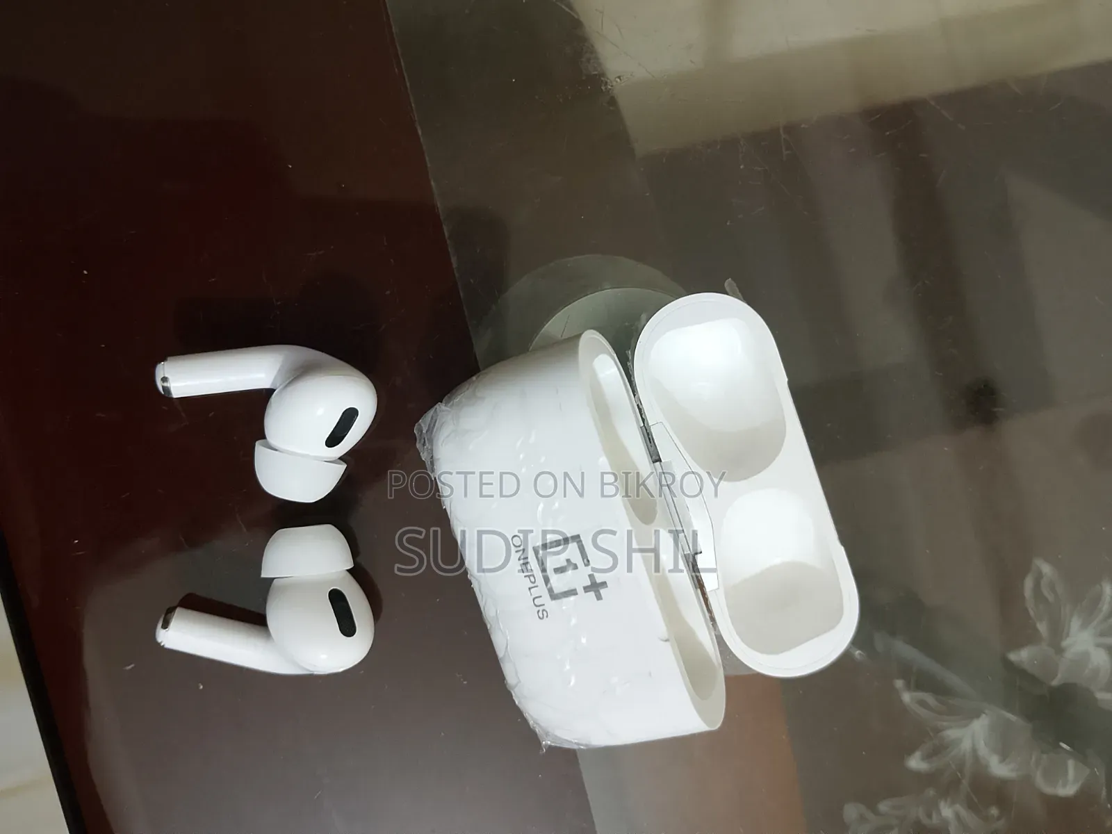One Plus Airpods Pro 2nd Gen (Usb - C)
