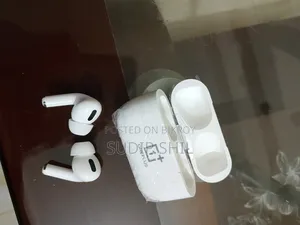 One Plus Airpods Pro 2nd Gen (Usb - C)