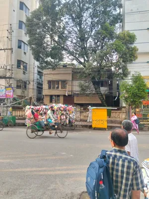 10-Bedroom House for Sale in June Ten, Dhanmondi
