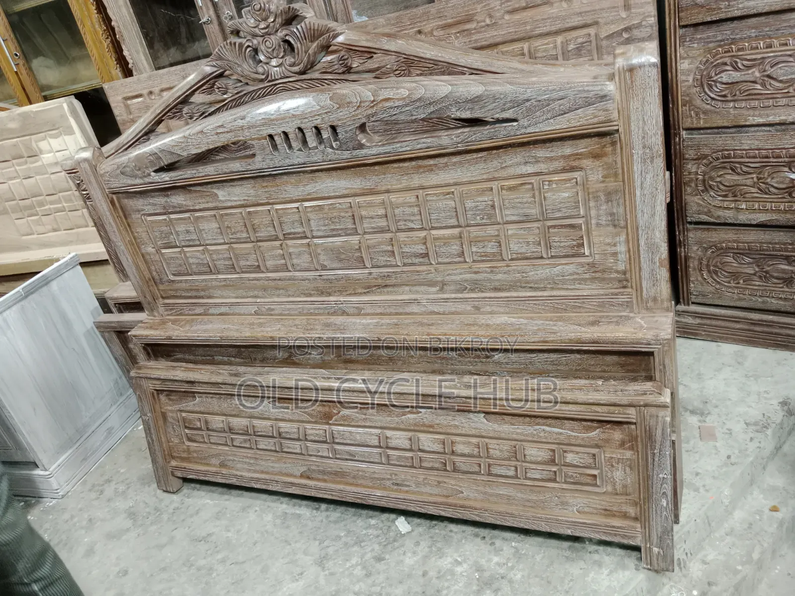 Teak Wood Bed 5/7 Feet