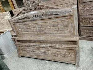 Teak Wood Bed 5/7 Feet