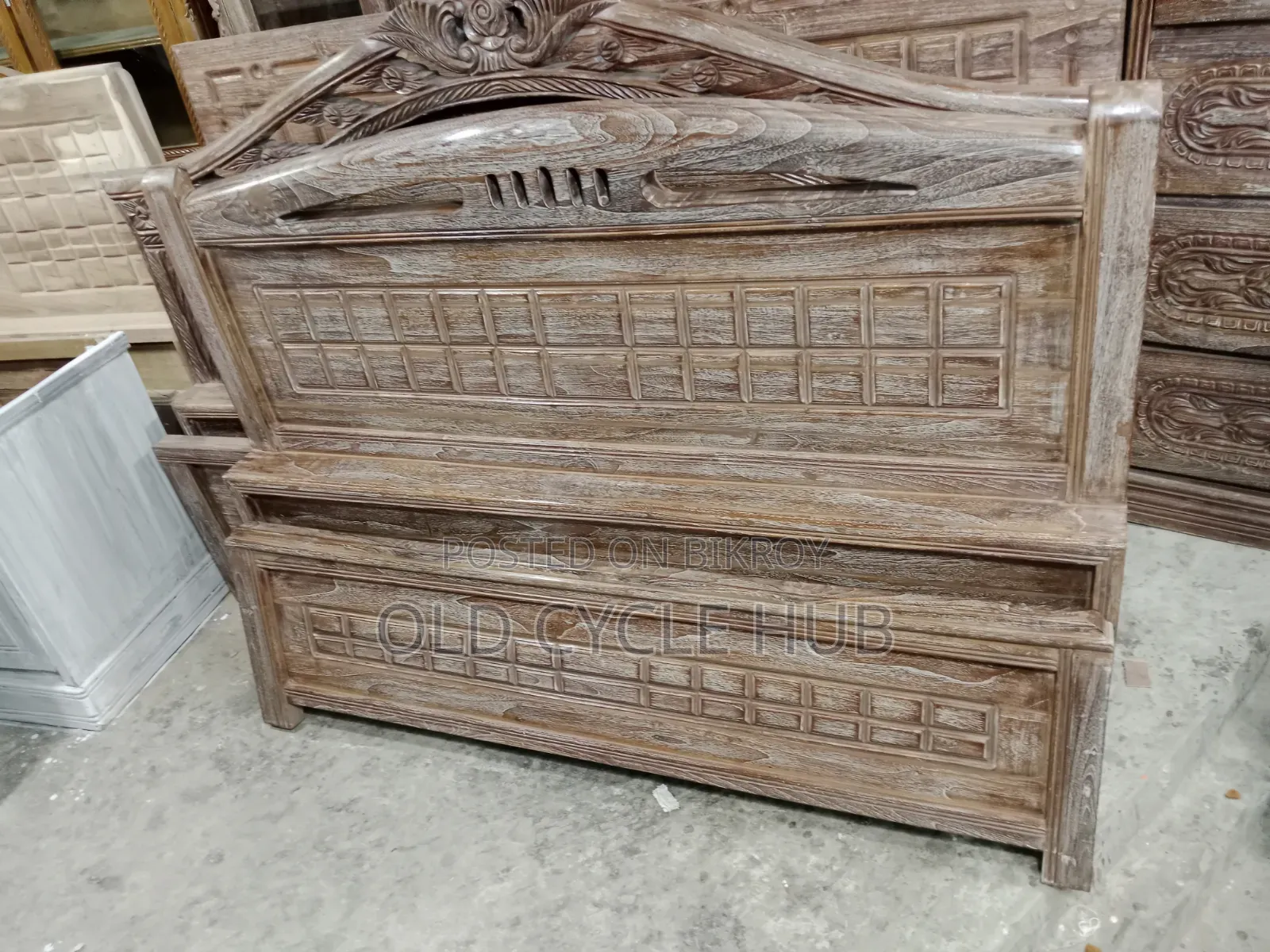 Teak Wood Bed 5/7 Feet