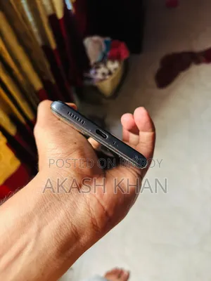 iQOO 128 GB Blue
