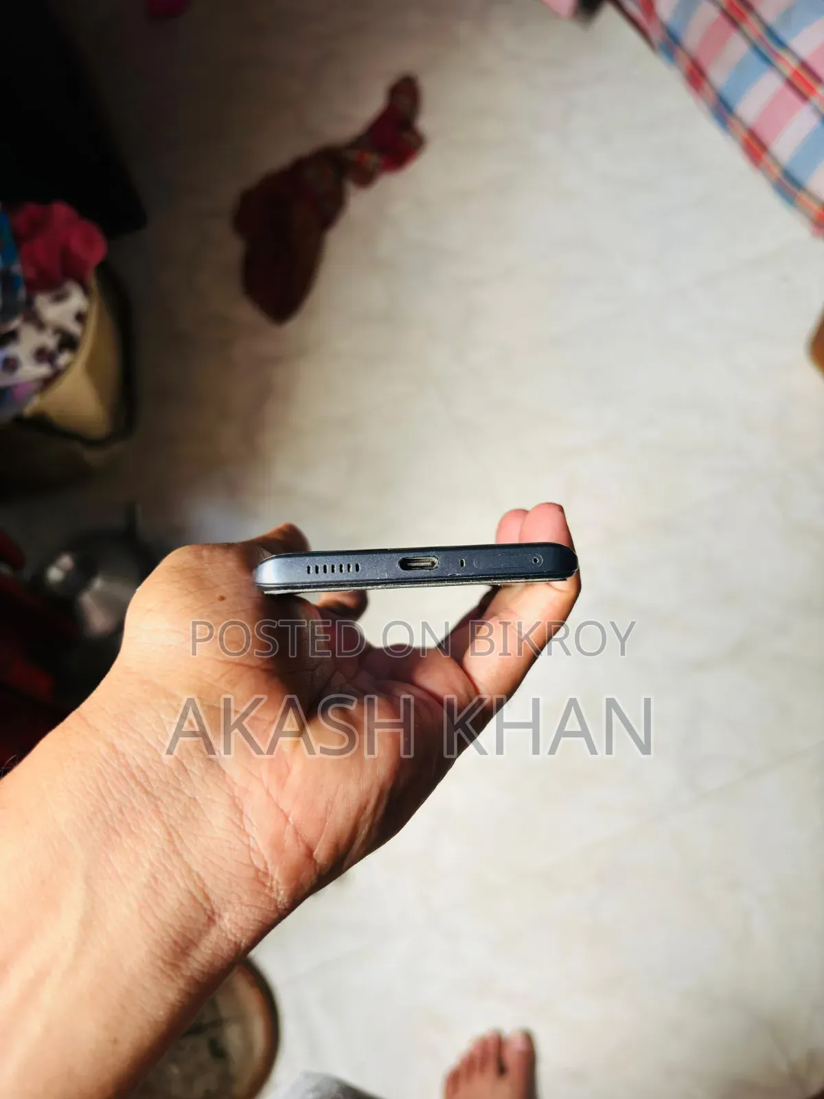 iQOO 128 GB Blue