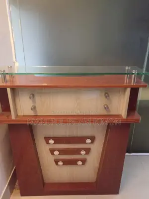 Reception Table /Fly Wood