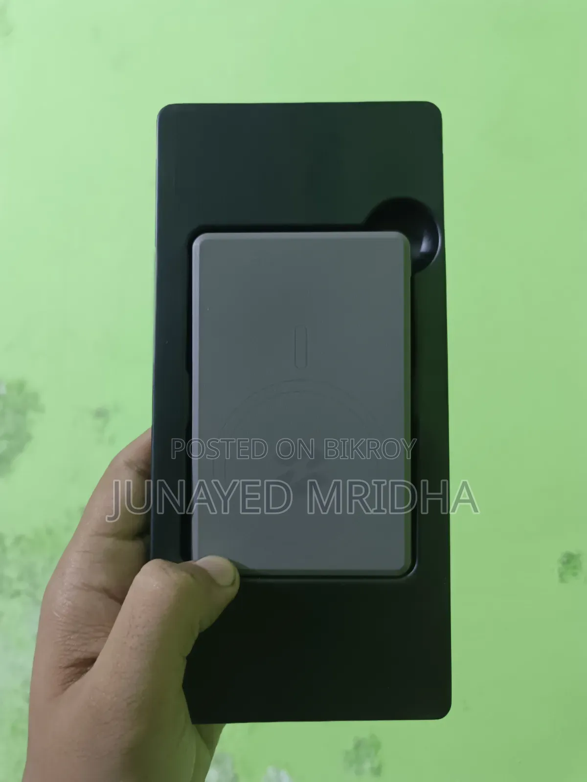 Infinix Wireless Magnetic Power Bank