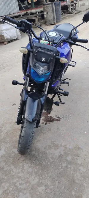 Yamaha 2020 Blue