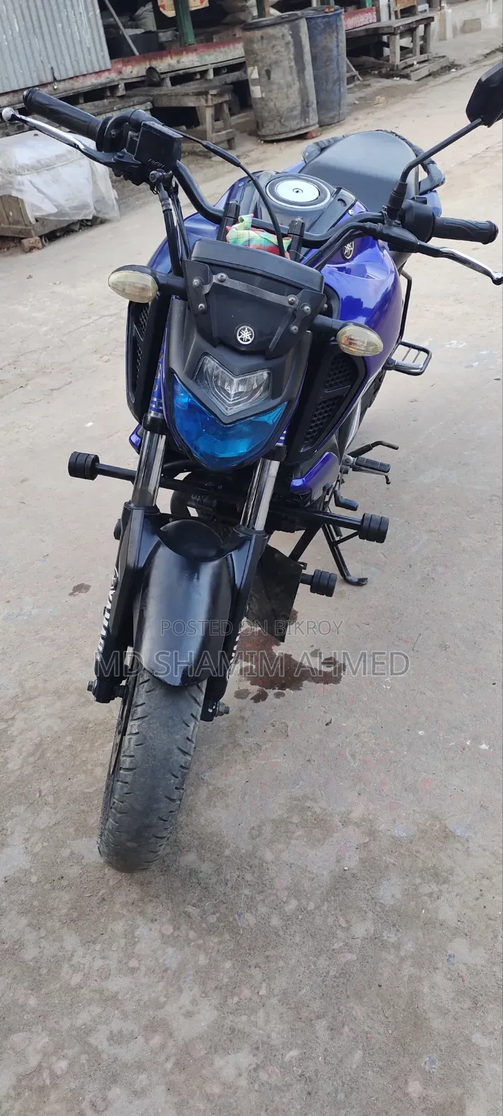Yamaha 2020 Blue