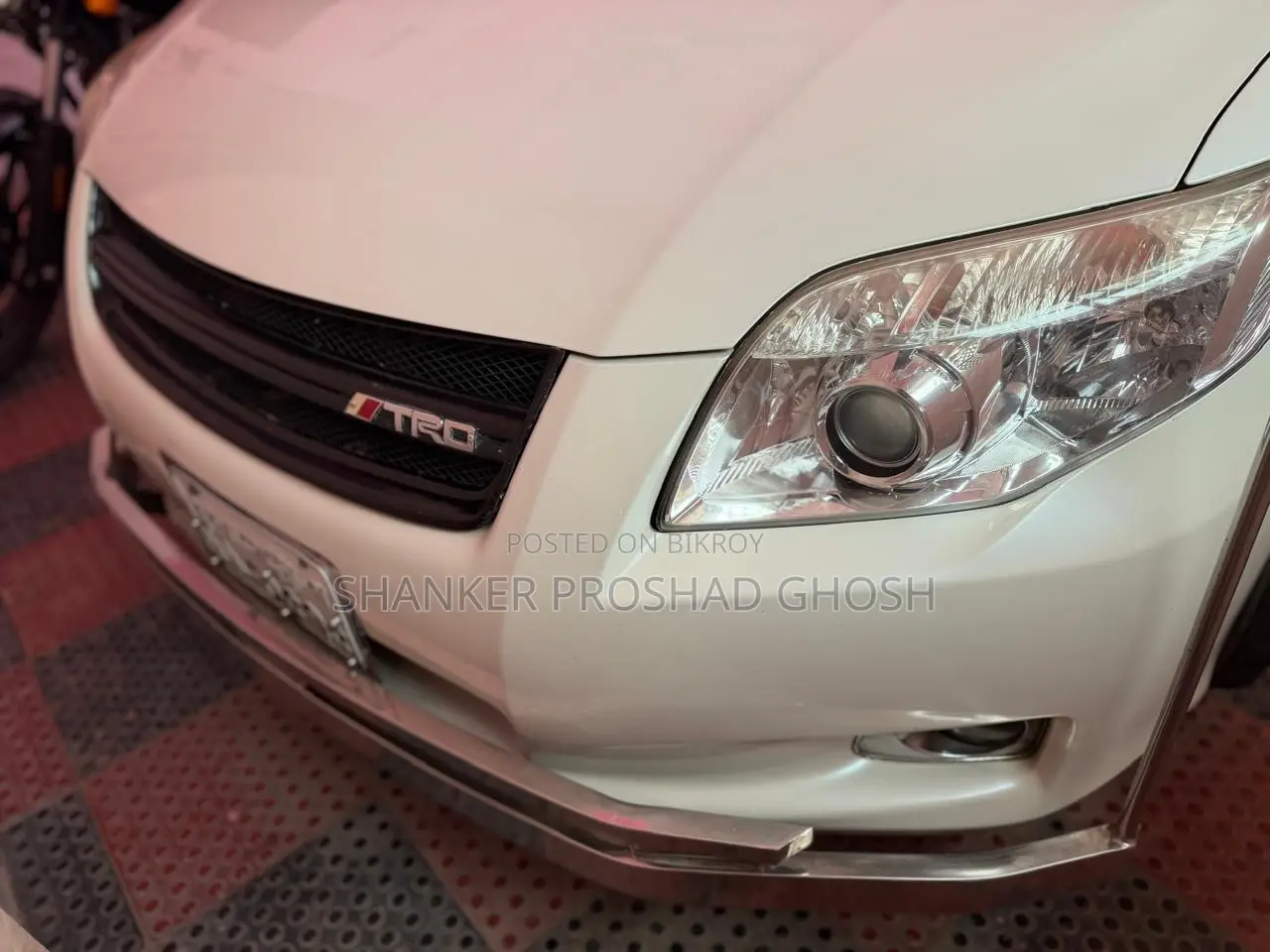 Toyota Axio 2010 Pearl