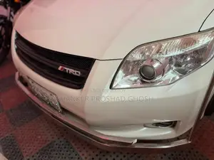Toyota Axio 2010 Pearl