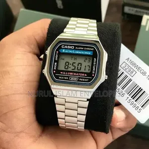 ১০০% ওয়াটার প্রু ক্যাসিও হাত ঘড়ি।