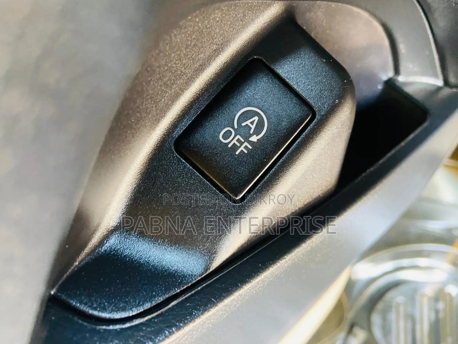 Toyota Premio 2018 Pearl