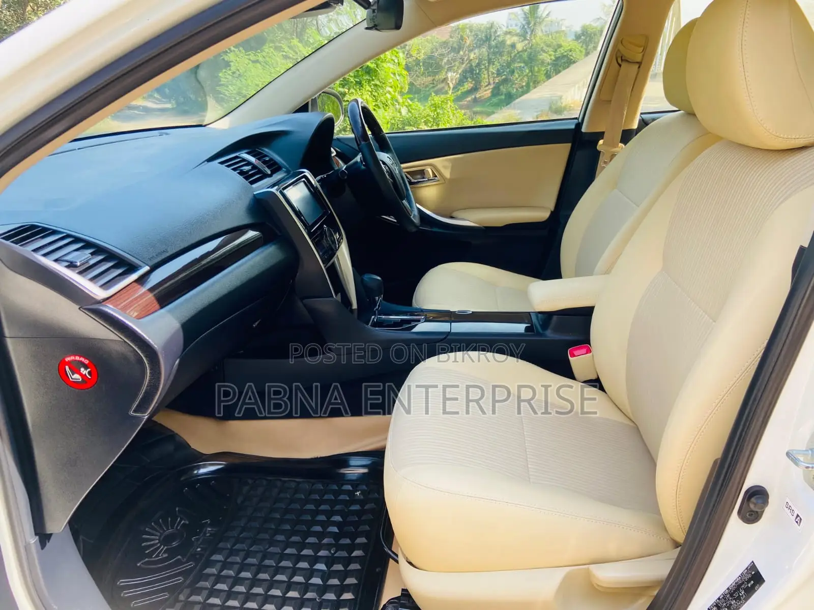 Toyota Premio 2018 Pearl