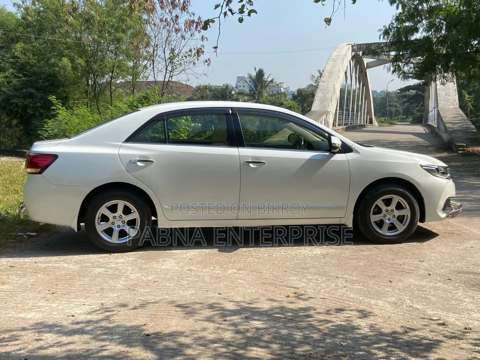Toyota Premio 2018 Pearl