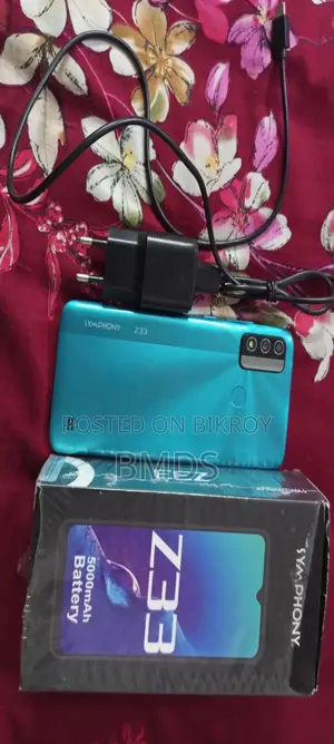 Symphony Z33 32 GB Green