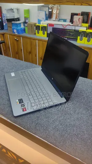 Laptop HP 15s 24GB AMD Ryzen 5 SSD 512GB