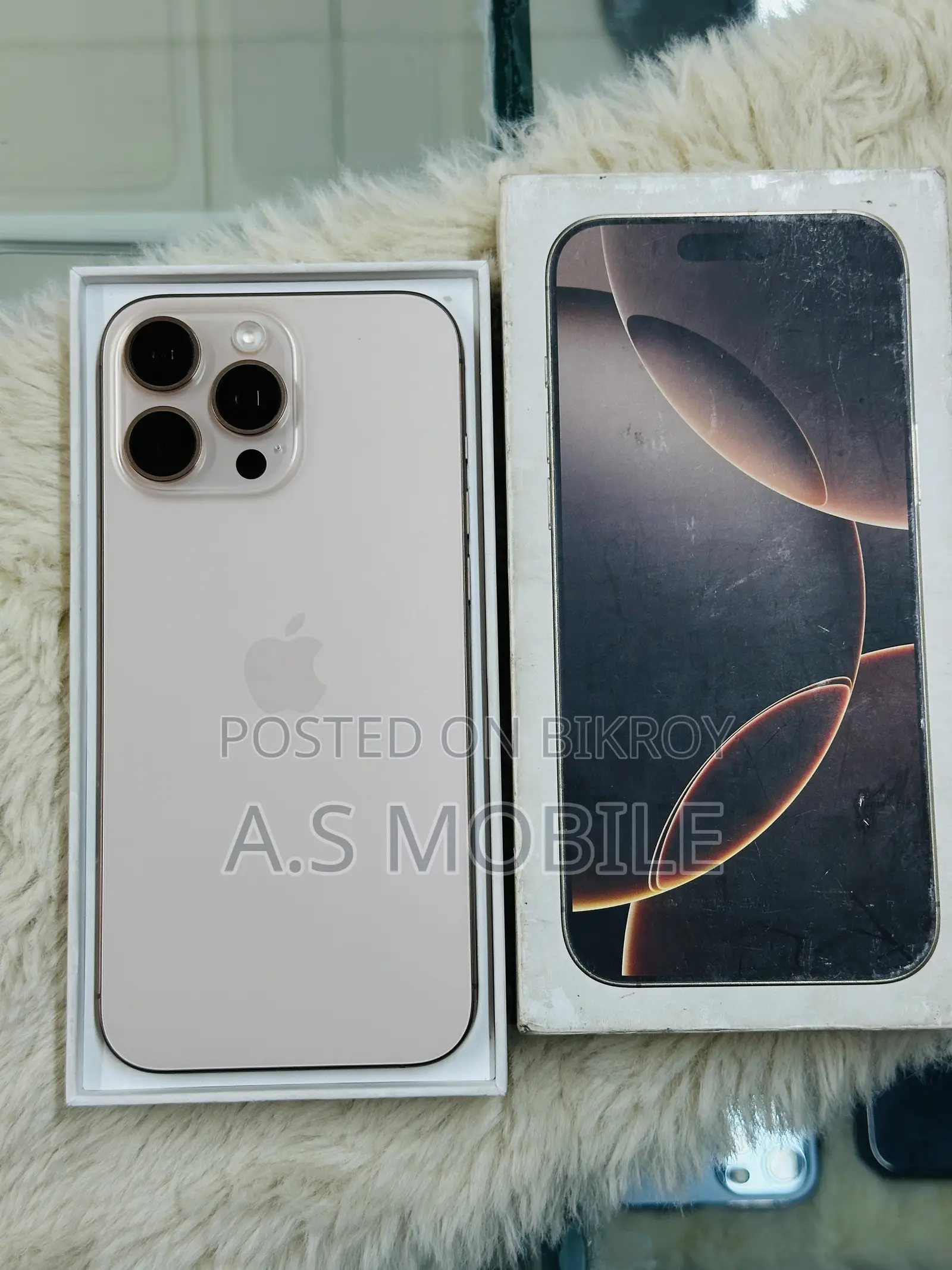 Apple iPhone 16 Pro Max 256 GB Gold