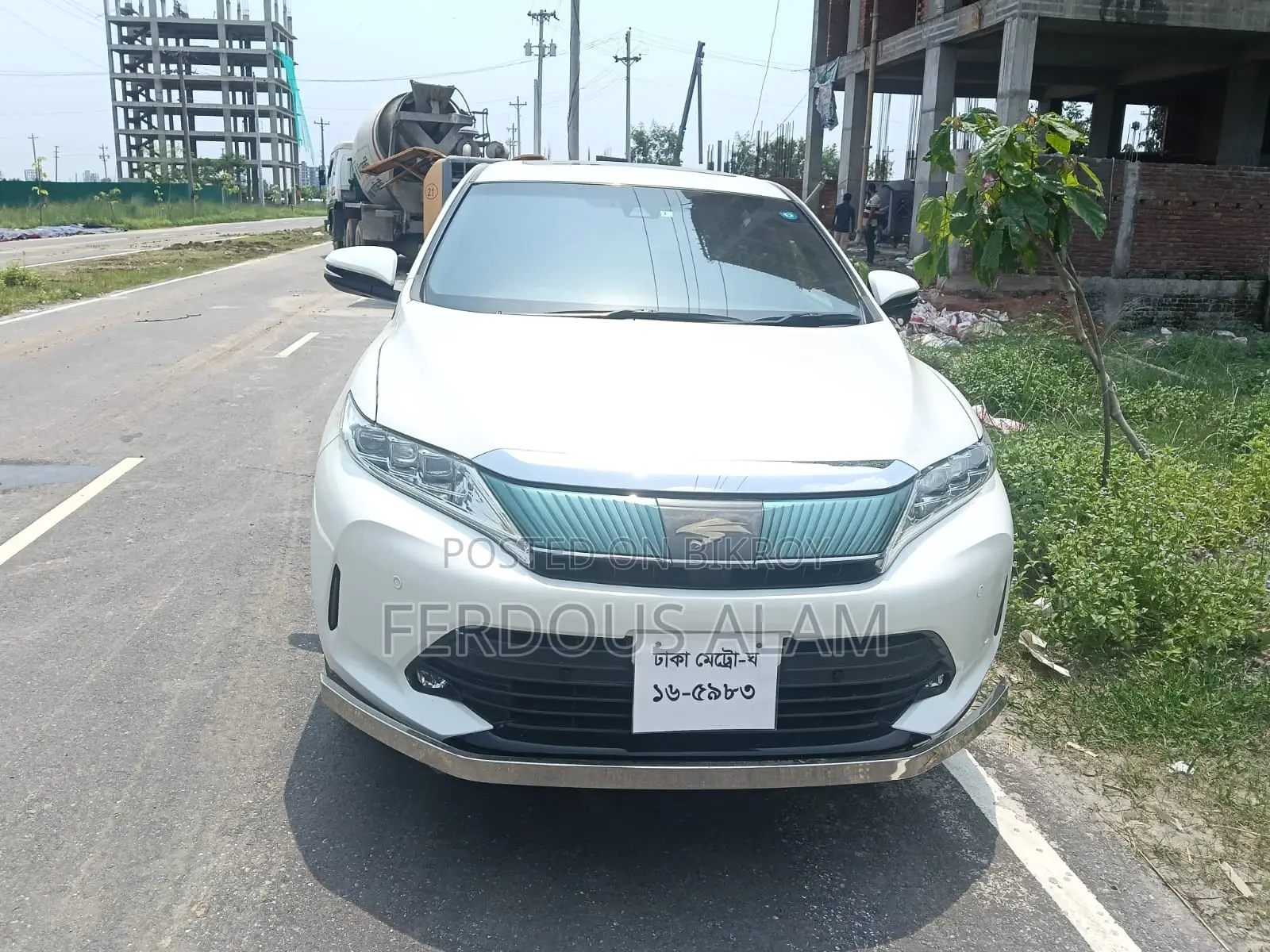 Toyota Harrier Hybrid Premium 2018 Pearl