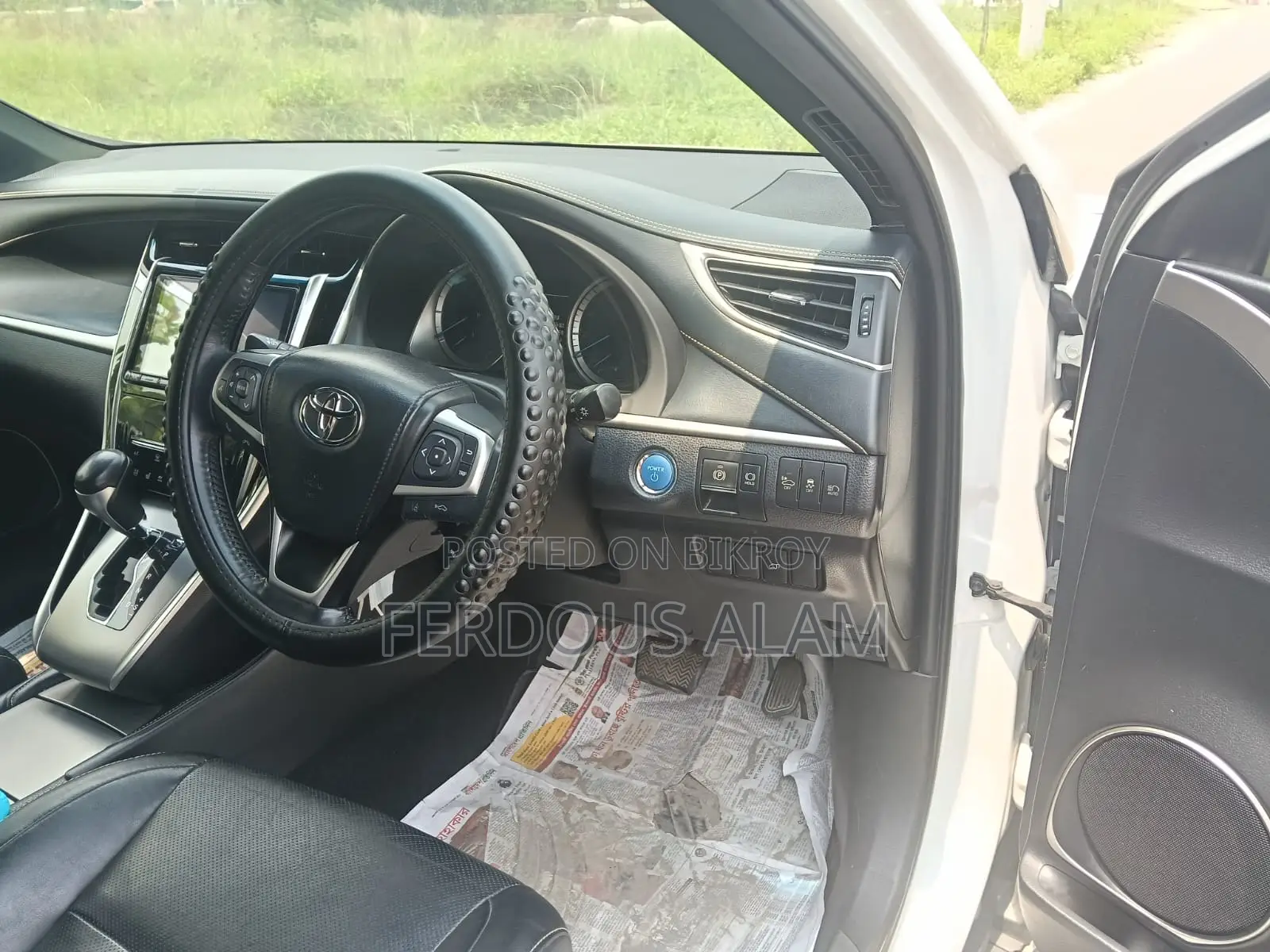 Toyota Harrier Hybrid Premium 2018 Pearl