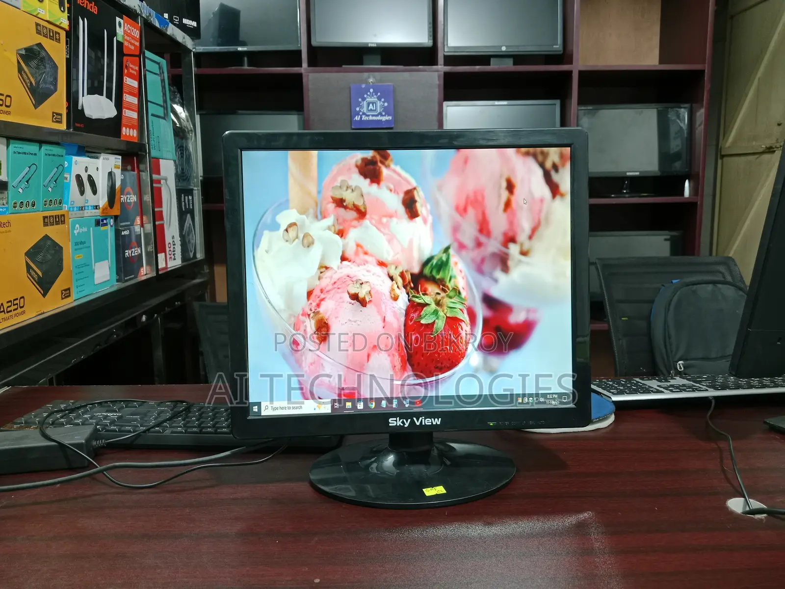 Sky View 17inch Sqaure Led Hd Full Fresh Montior