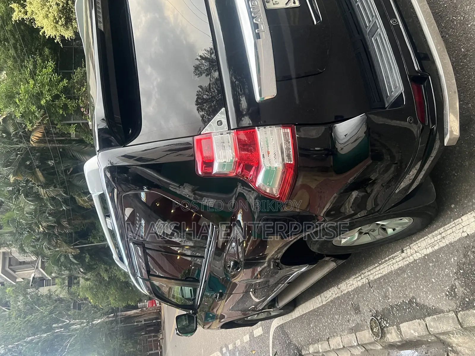 টয়োটা ল্যান্ড ক্রুজার প্রাডো ৪.০ পেট্রোল টিএক্স ২০০৯ কালো
