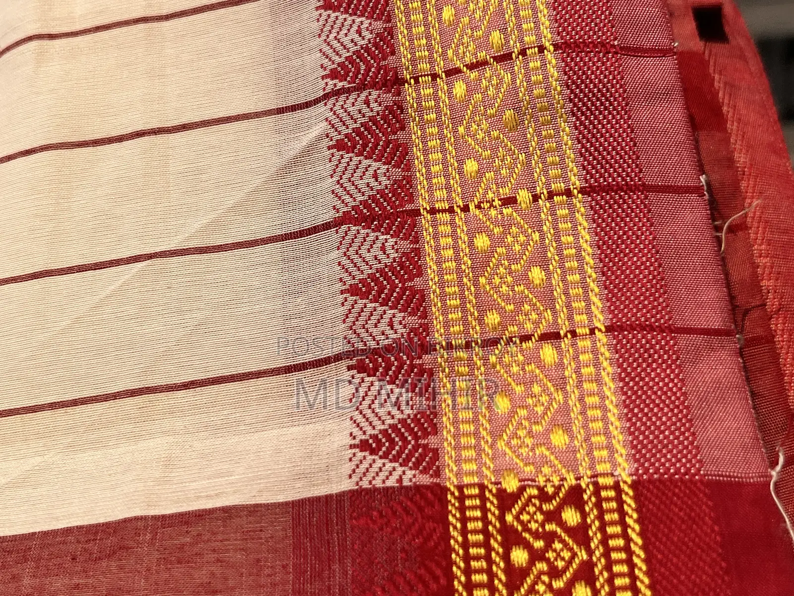 Comfortable White and Red Cotton Saree