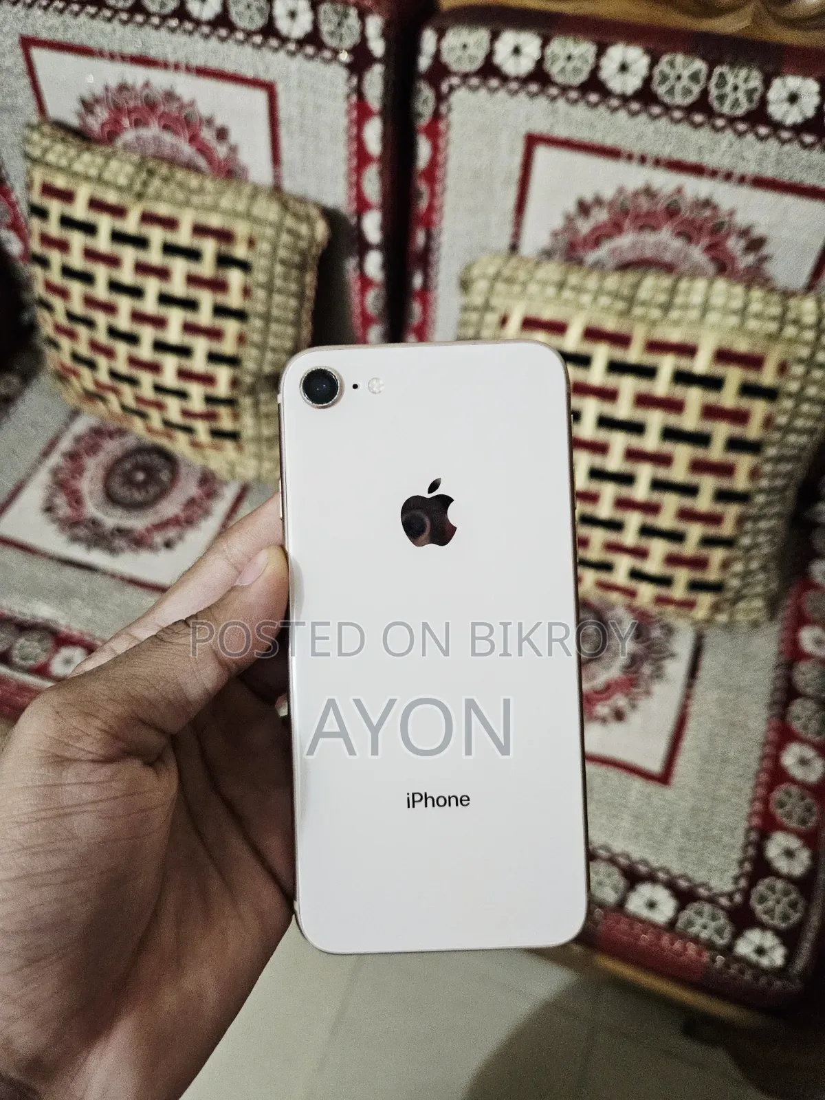 Apple iPhone 8 64 GB Gold