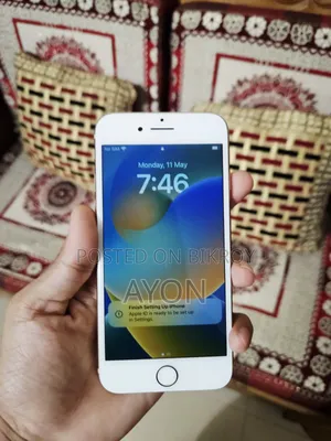 Apple iPhone 8 64 GB Gold