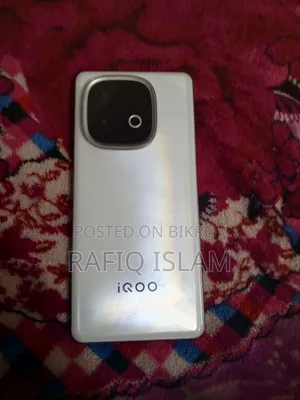 New iQOO 256 GB White