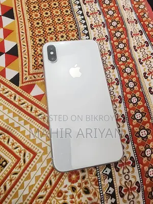 Apple iPhone X 64 GB White