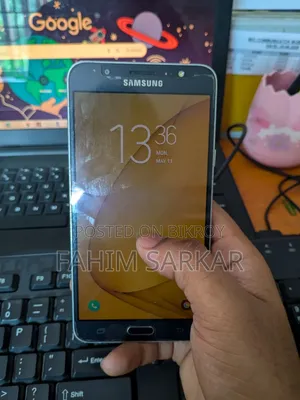 Samsung Galaxy J7 Neo 16 GB Black