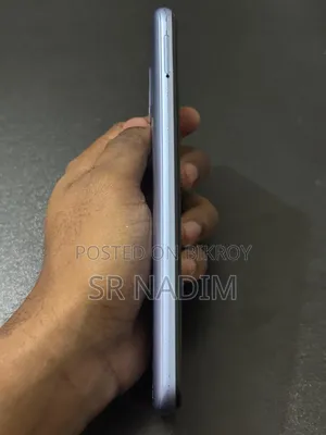Realme 128 GB