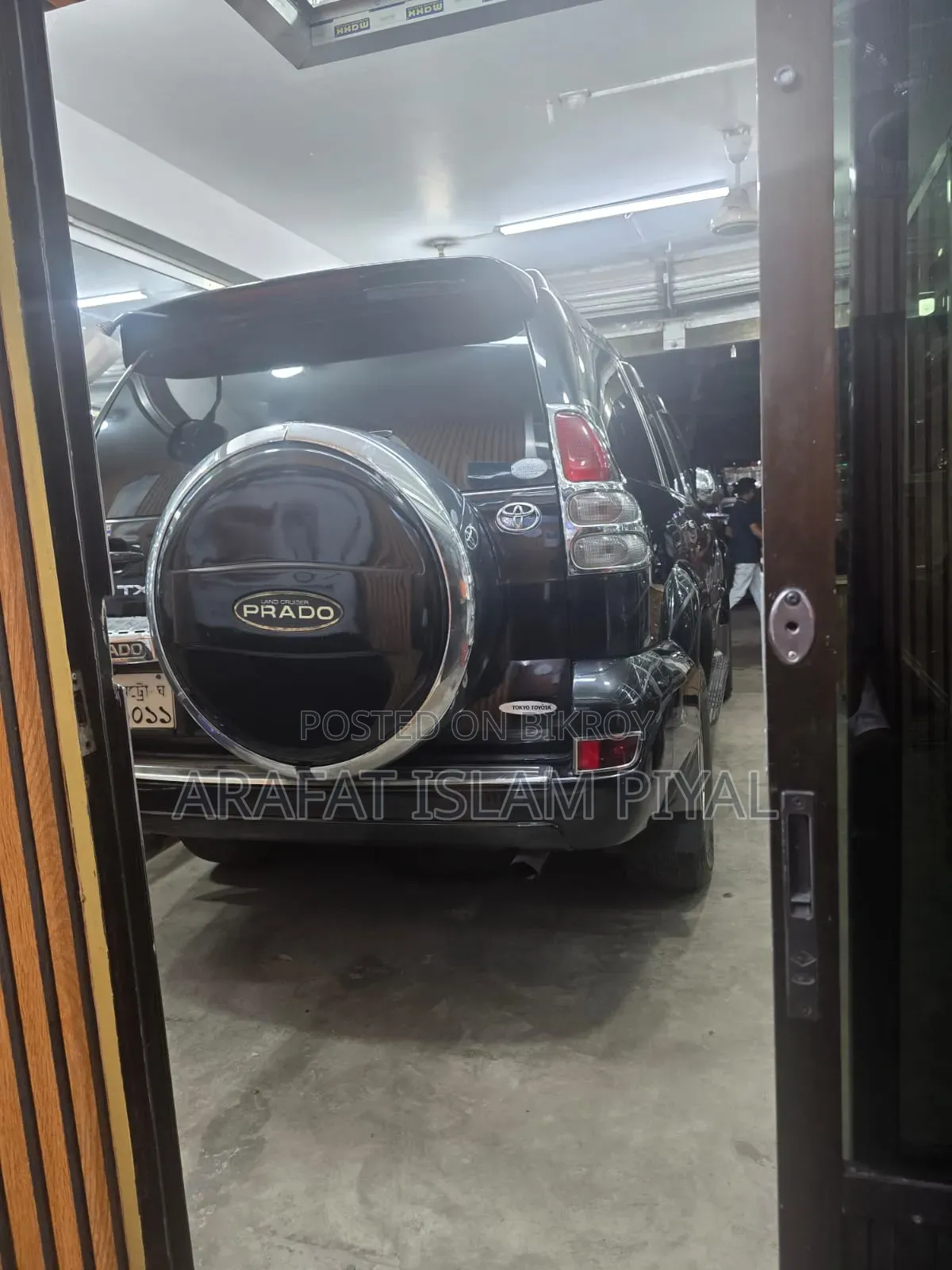 Toyota Land Cruiser Prado ৪.০ পেট্রোল TX ২০০৪ ব্ল্যাক
