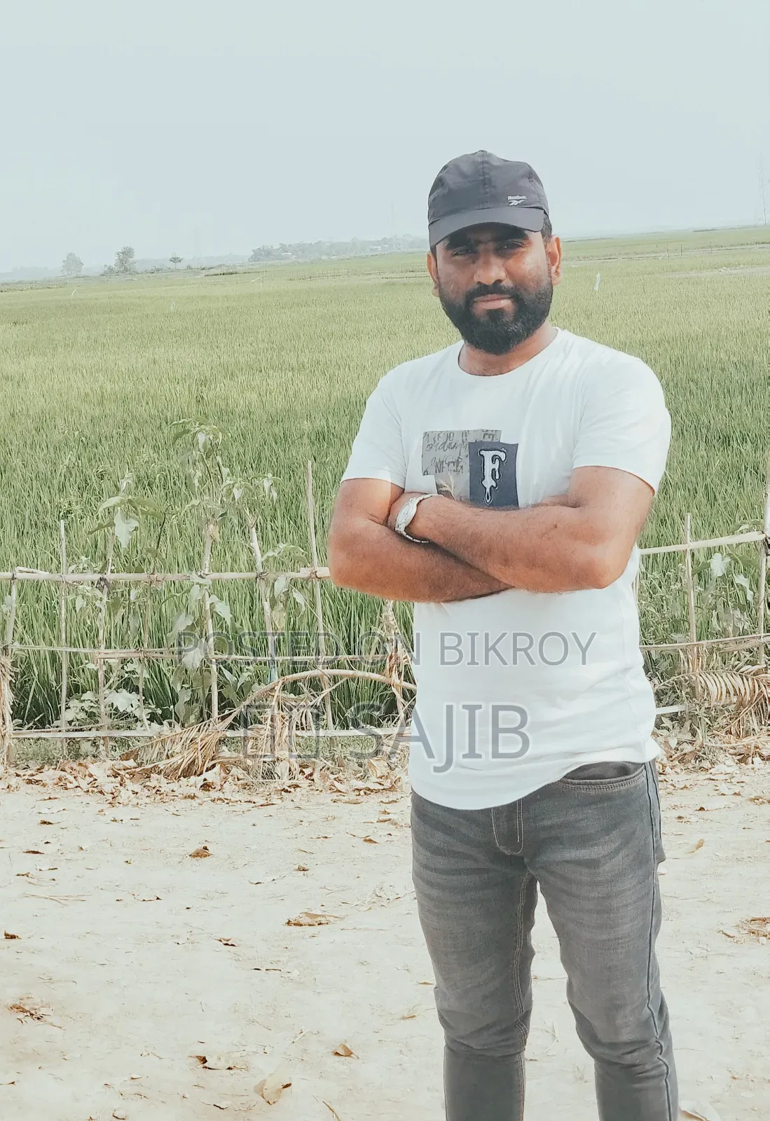 একটা চাকরির খুব প্রয়োজন