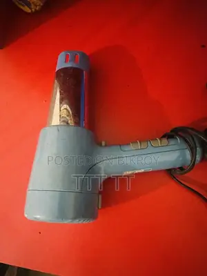 Hairdryer