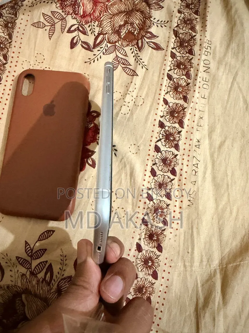 Apple iPhone XR 64 GB White