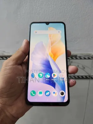 Vivo V23 128 GB