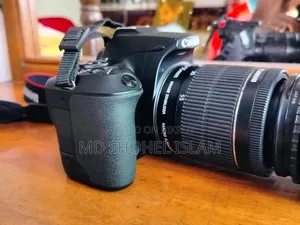 Canon Eos 250d DSLR Camera With 85mm F/1.8 Usm Ultrasonic Lens