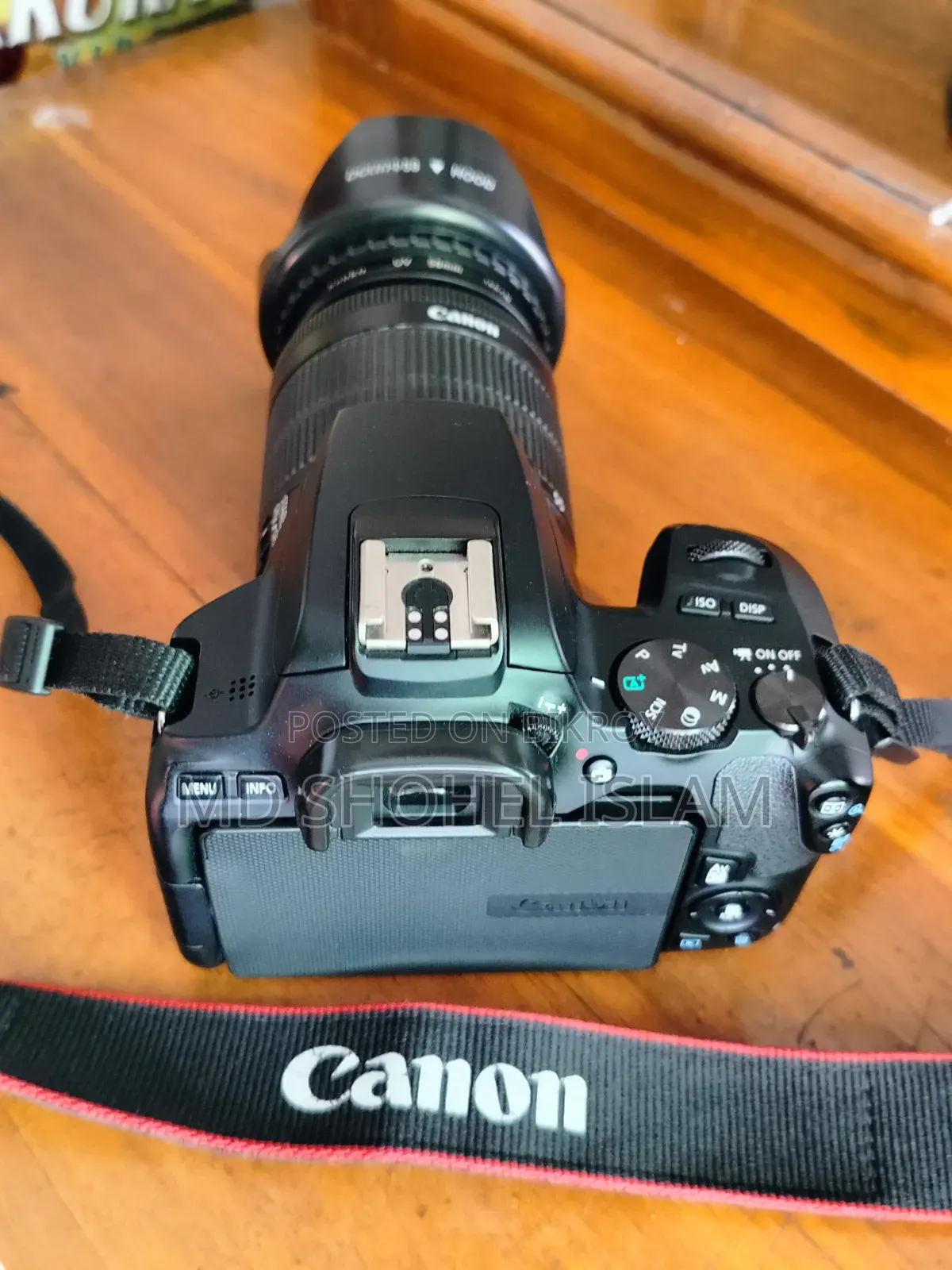 Canon Eos 250d DSLR Camera With 85mm F/1.8 Usm Ultrasonic Lens