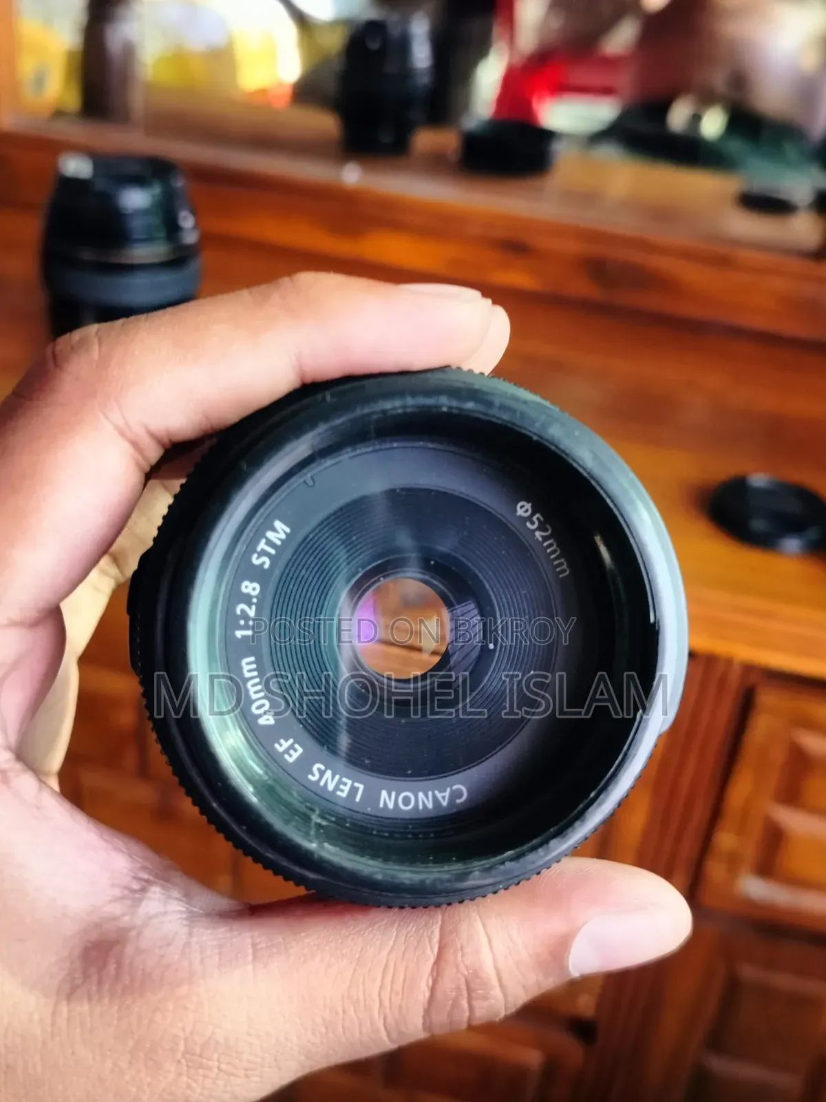 Canon Eos 250d DSLR Camera With 85mm F/1.8 Usm Ultrasonic Lens